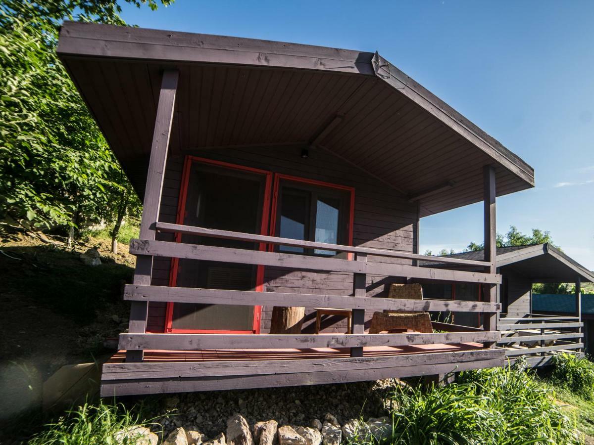 Enpi Lake Resort Jászvásár Kültér fotó