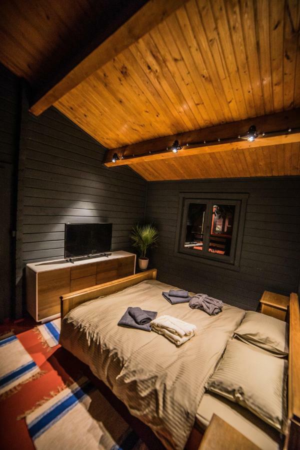 Enpi Lake Resort Jászvásár Kültér fotó