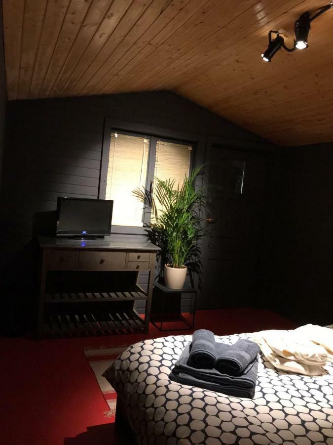Enpi Lake Resort Jászvásár Kültér fotó